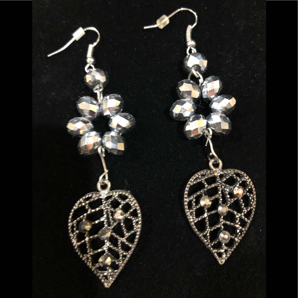 Jewelry  Earrings